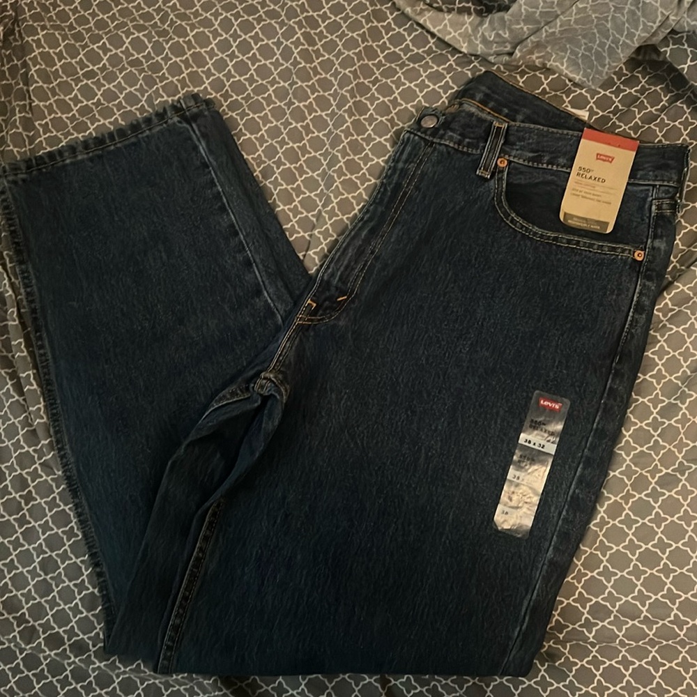 👖 NWT Levi’s 550 Relaxed jeans size 38x32